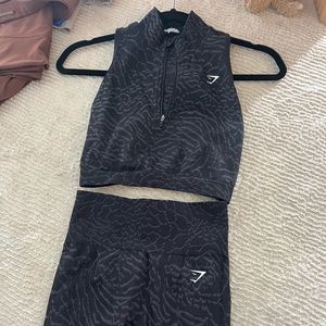 Gymshark adapt seamless set